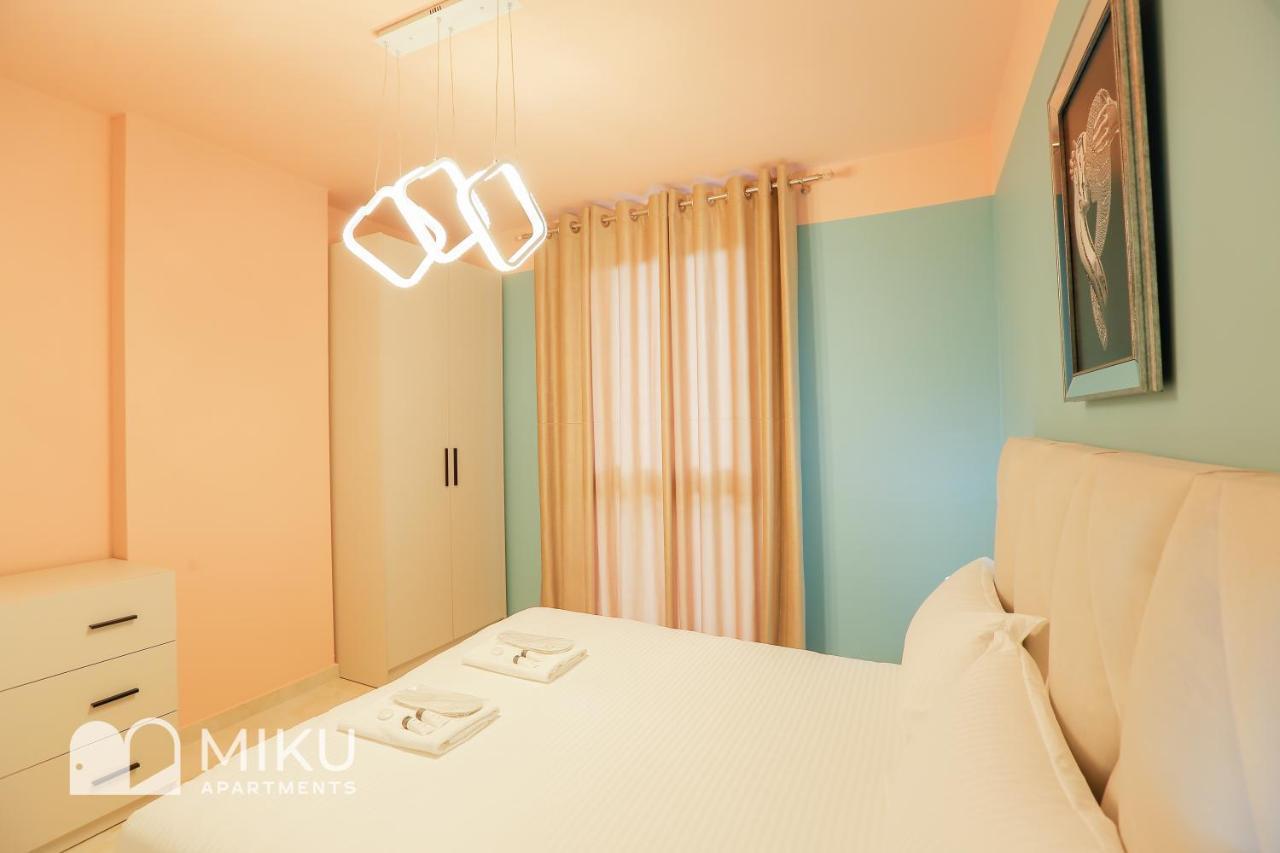 Miku Apartment - Glamorous 1Bedroom Apartment At Olympic Residence Tirana Buitenkant foto