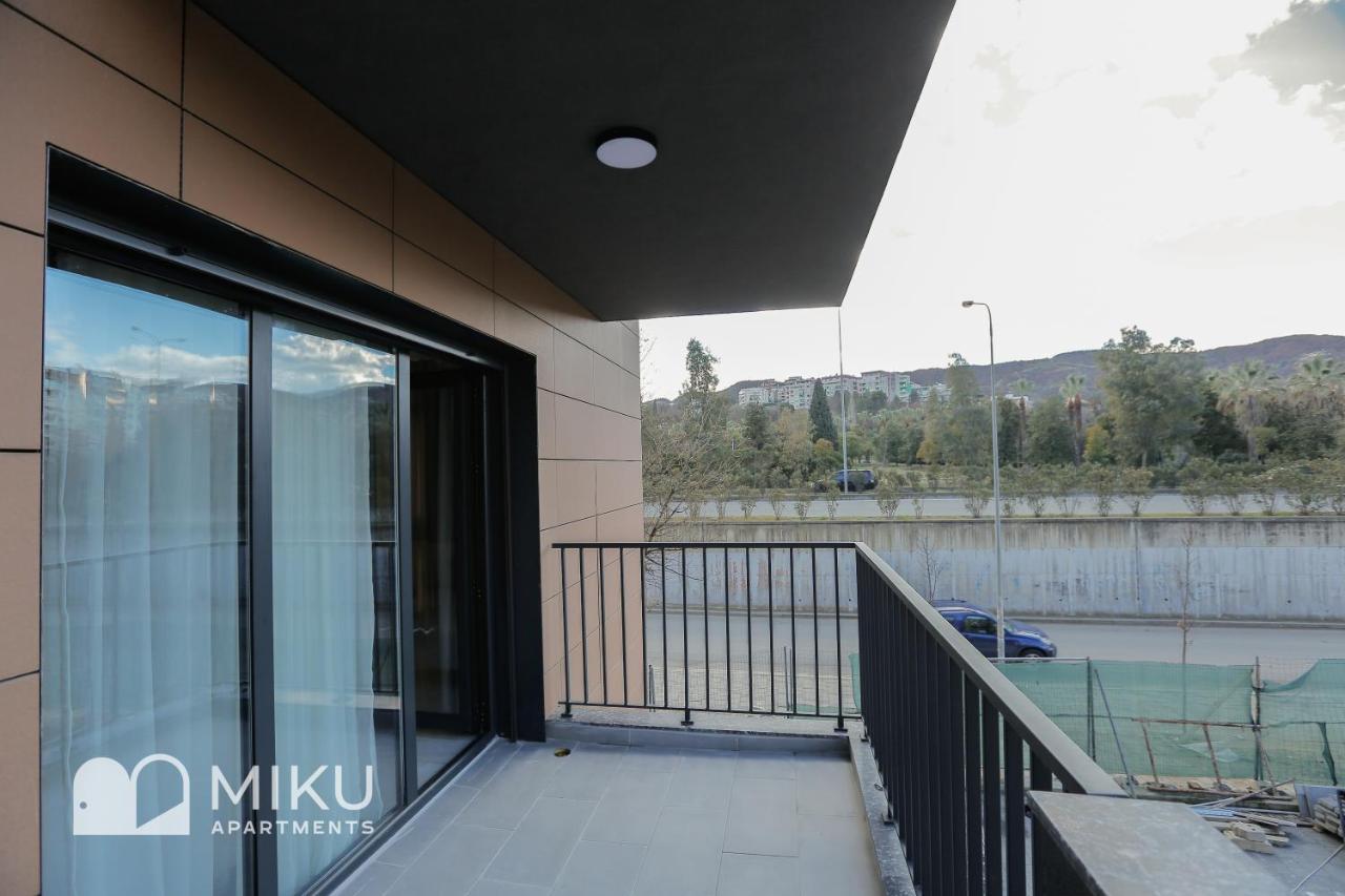Miku Apartment - Glamorous 1Bedroom Apartment At Olympic Residence Tirana Buitenkant foto