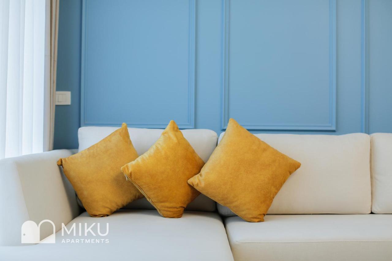 Miku Apartment - Glamorous 1Bedroom Apartment At Olympic Residence Tirana Buitenkant foto