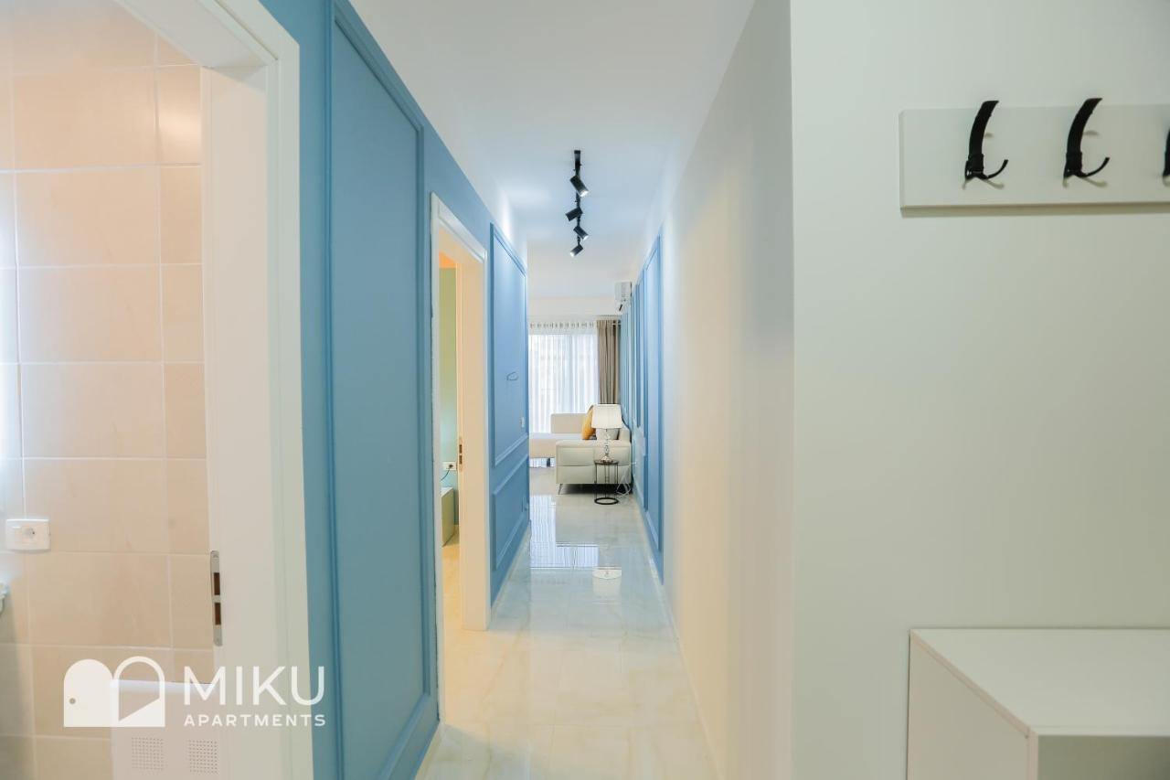 Miku Apartment - Glamorous 1Bedroom Apartment At Olympic Residence Tirana Buitenkant foto