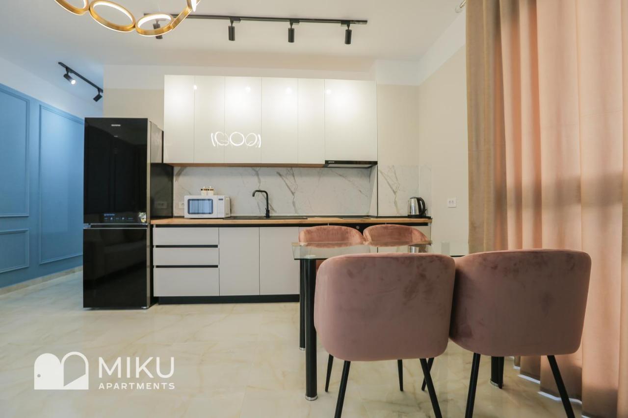 Miku Apartment - Glamorous 1Bedroom Apartment At Olympic Residence Tirana Buitenkant foto