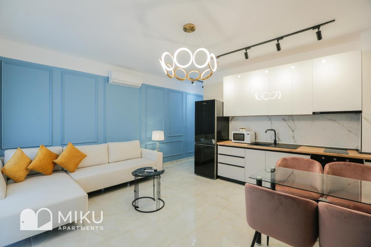 Miku Apartment - Glamorous 1Bedroom Apartment At Olympic Residence Tirana Buitenkant foto
